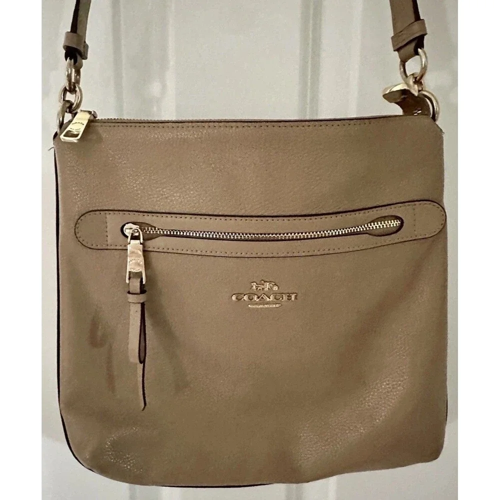 Coach Mae Beige Pebble Leather File Crossbody Shoulder Bag Med 34823 - New $328